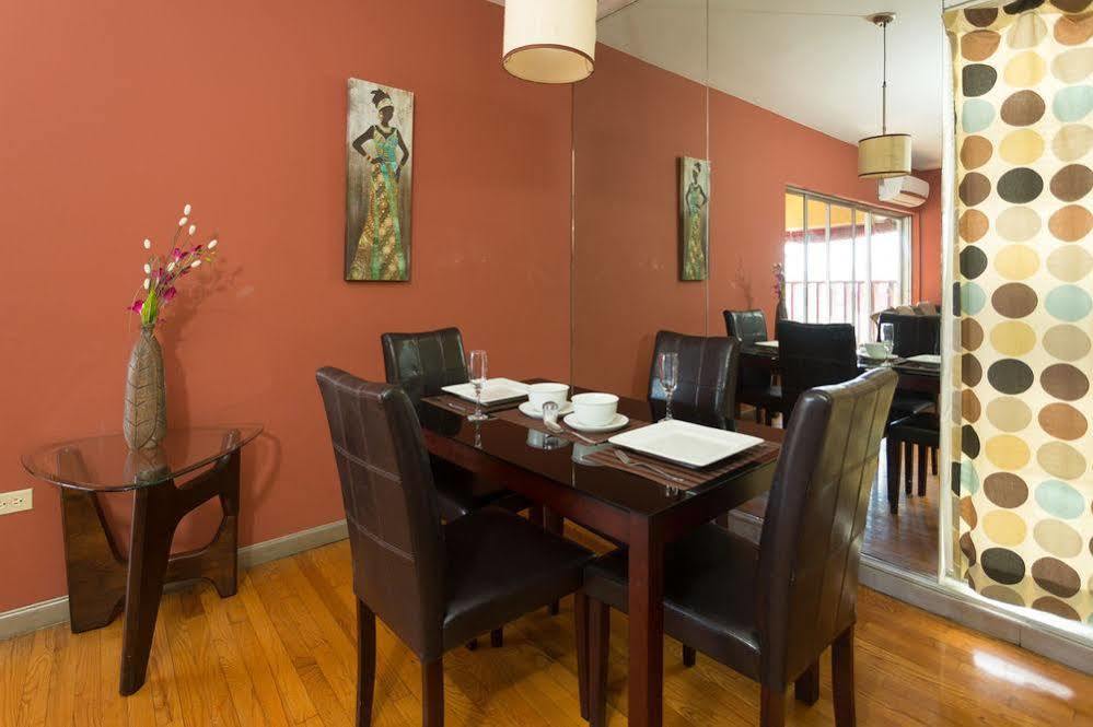 New Kingston Guest Apartment At Westbury מראה חיצוני תמונה